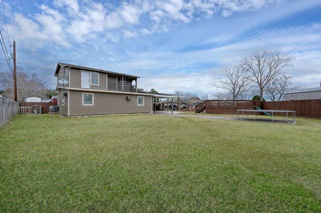 19096 County Road 669f, Alvin, TX 77511