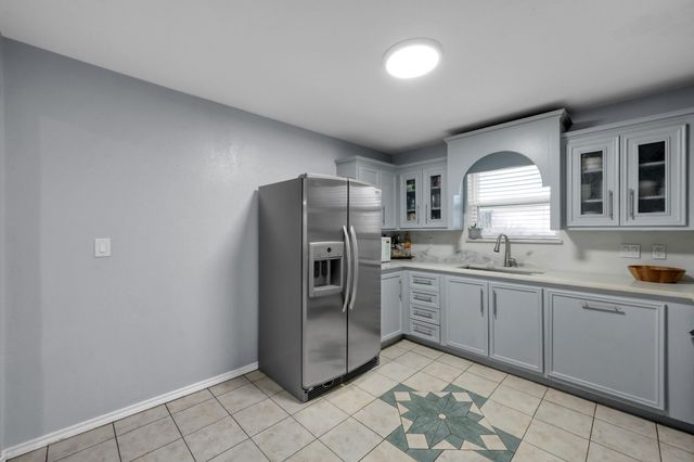 19096 County Road 669f, Alvin, TX 77511