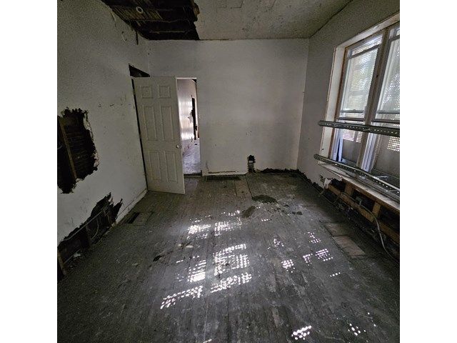 925 S Springfield Avenue, Chicago, IL 60624