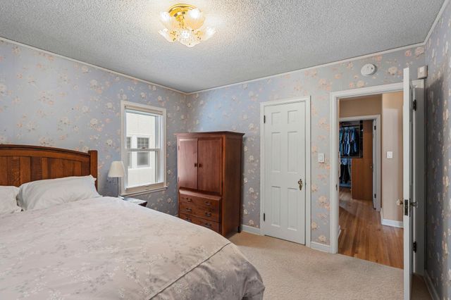 3913 Monterey Avenue S, Saint Louis Park, MN 55416