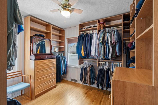 3913 Monterey Avenue S, Saint Louis Park, MN 55416