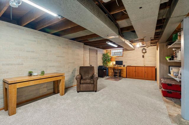 3913 Monterey Avenue S, Saint Louis Park, MN 55416