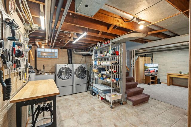 3913 Monterey Avenue S, Saint Louis Park, MN 55416