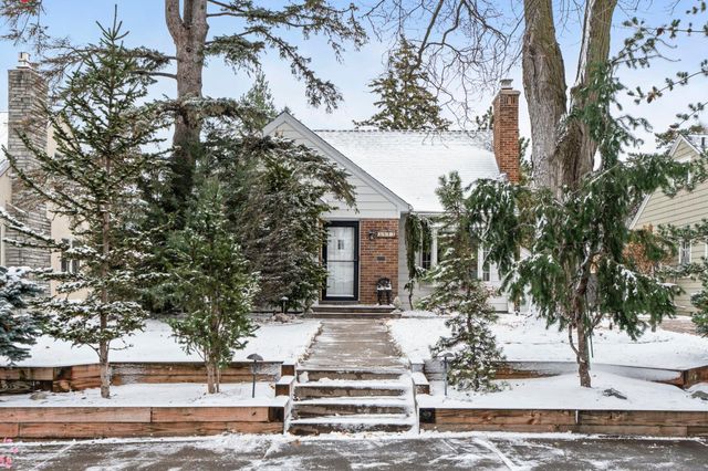 3913 Monterey Avenue S, Saint Louis Park, MN 55416