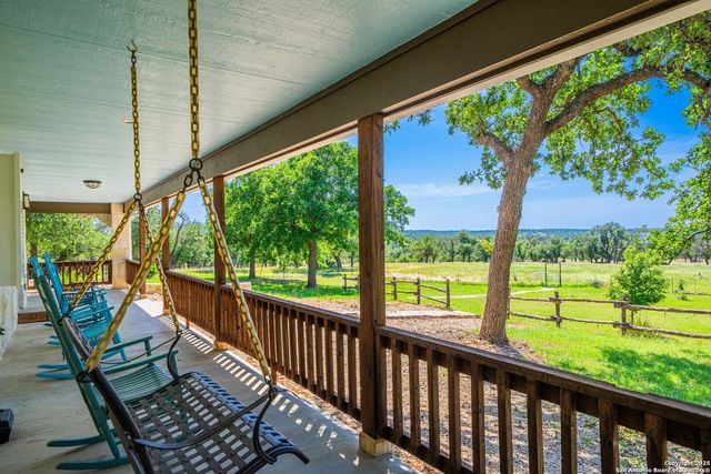 9108 Ranch Road 965, Fredericksburg, TX 78624