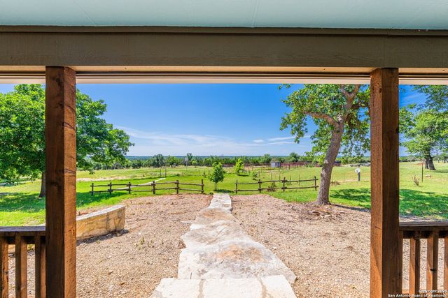 9108 Ranch Road 965, Fredericksburg, TX 78624