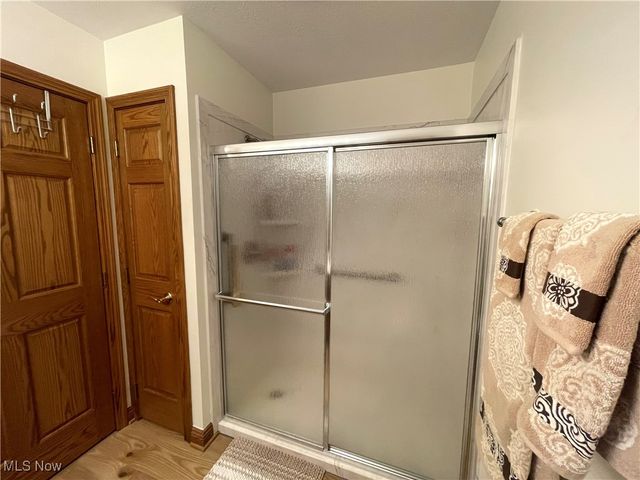 203 Pinehurst Drive, Dover, OH 44622