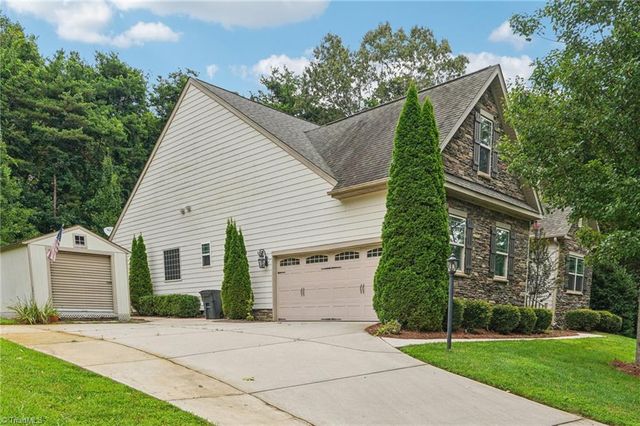 1550 Pike Place Court, Kernersville, NC 27284