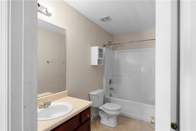 535 Gristmill Lane, Hampton, GA 30228