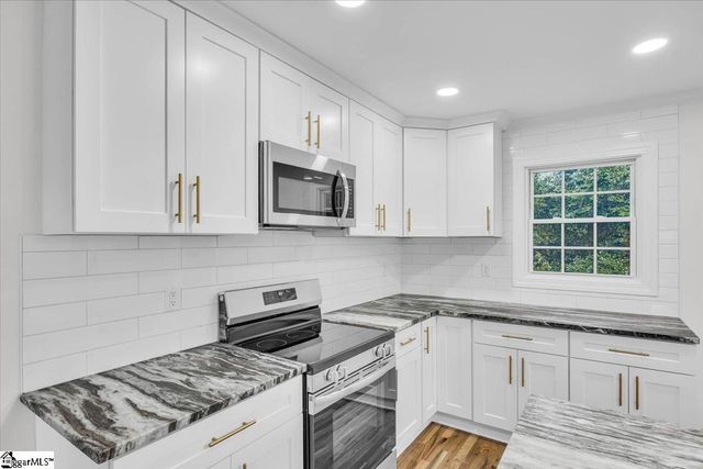 2400 Tigerville Road, Travelers Rest, SC 29690