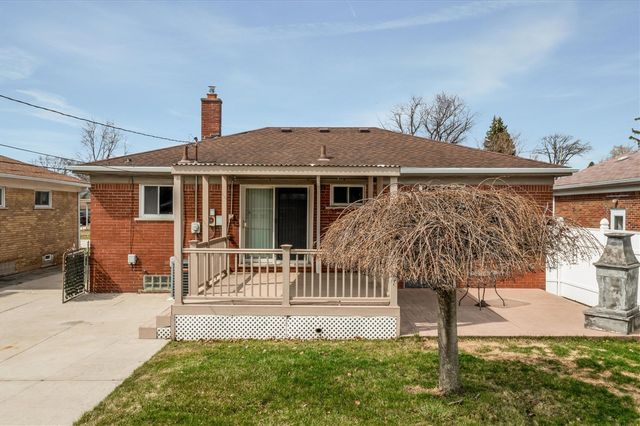 28110 Garfield Street, Roseville, MI 48066