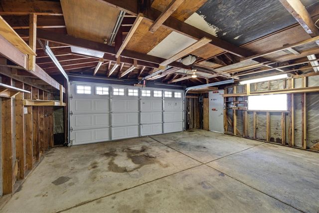 28110 Garfield Street, Roseville, MI 48066