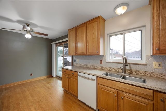 28110 Garfield Street, Roseville, MI 48066