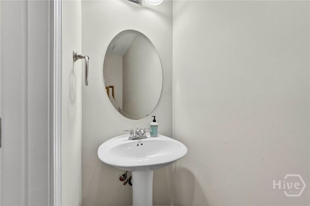 78 McGregor Circle, Richmond Hill, GA 31324