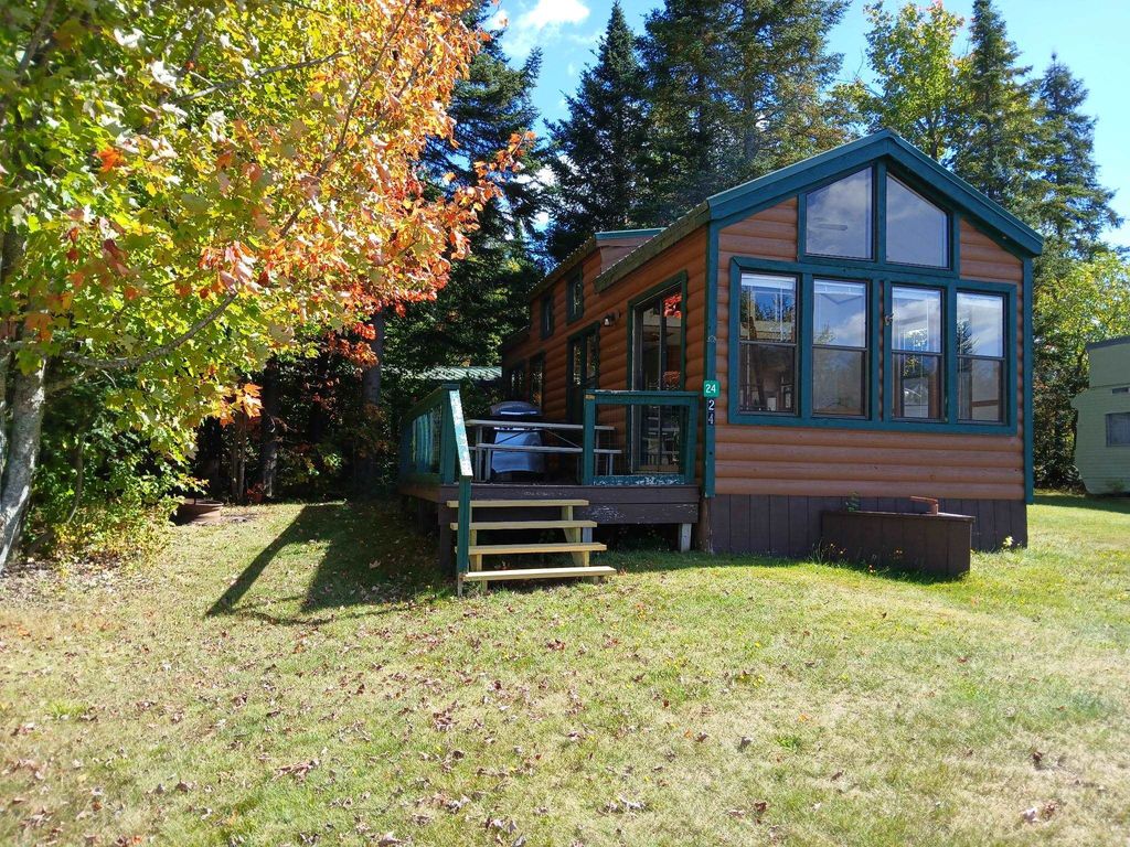 57 Rudy Ln Unit 24, Clarksville, NH 03592