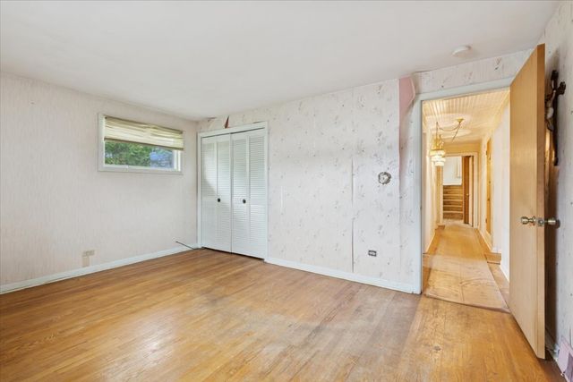 5440 S Edgewood Avenue, La Grange Highlands, IL 60525