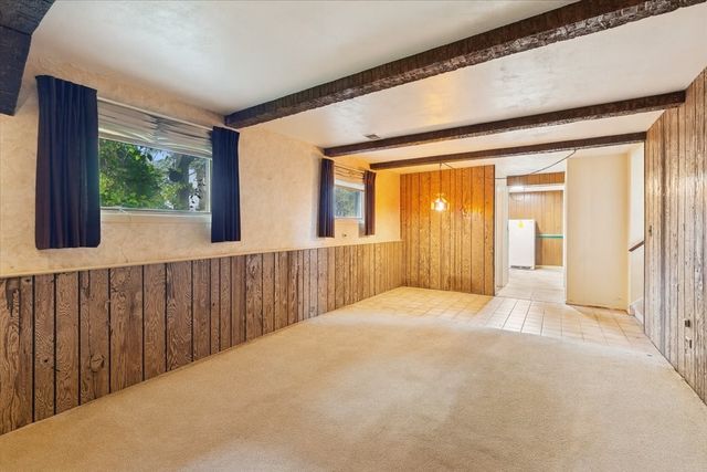 5440 S Edgewood Avenue, La Grange Highlands, IL 60525