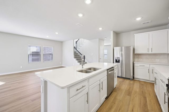 2129 Mustang Way, Seagoville, TX 75159