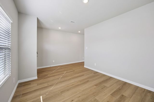 2129 Mustang Way, Seagoville, TX 75159