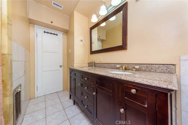 10425 Rainier Street, Sun Valley, CA 91352