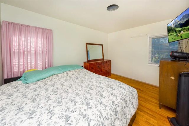 10425 Rainier Street, Sun Valley, CA 91352