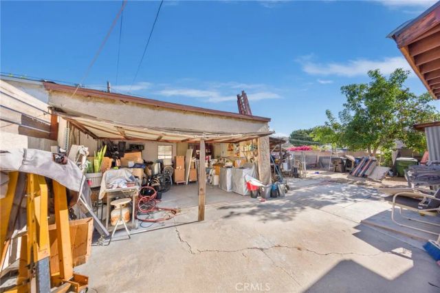 10425 Rainier Street, Sun Valley, CA 91352