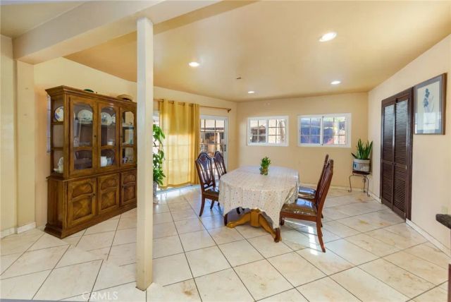 10425 Rainier Street, Sun Valley, CA 91352