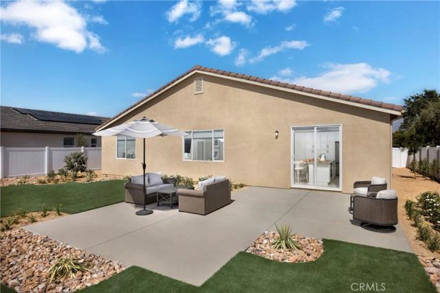 1518 E Holguin Street, Lancaster, CA 93534