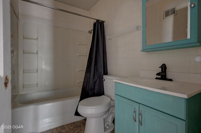 817 Kentland Drive, Neosho, MO 64850