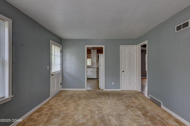 817 Kentland Drive, Neosho, MO 64850