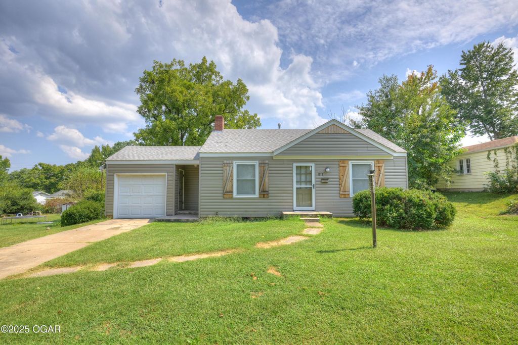 817 Kentland Drive, Neosho, MO 64850
