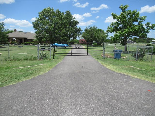 5792 Fm 6, Josephine, TX 75189