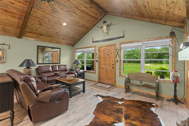 13217 Farm Road 195, Paris, TX 75462
