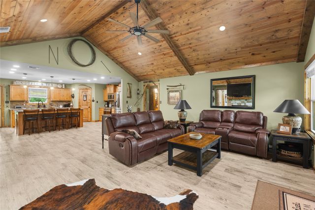 13217 Farm Road 195, Paris, TX 75462