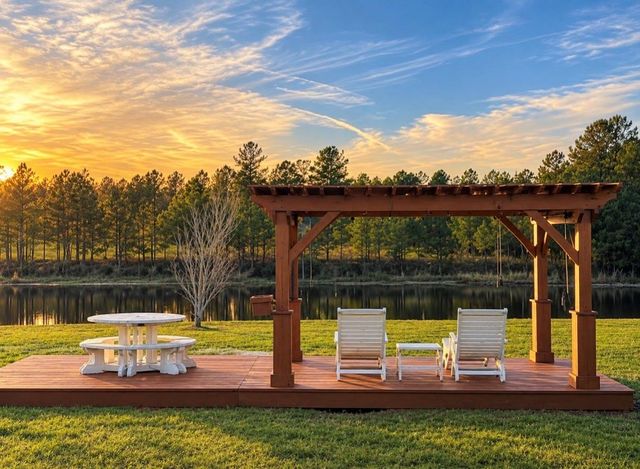 2081 White Buck Court, Cleveland, TX 77328