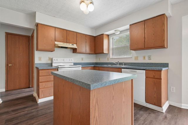 310 Pruden Drive, Pickerington, OH 43147
