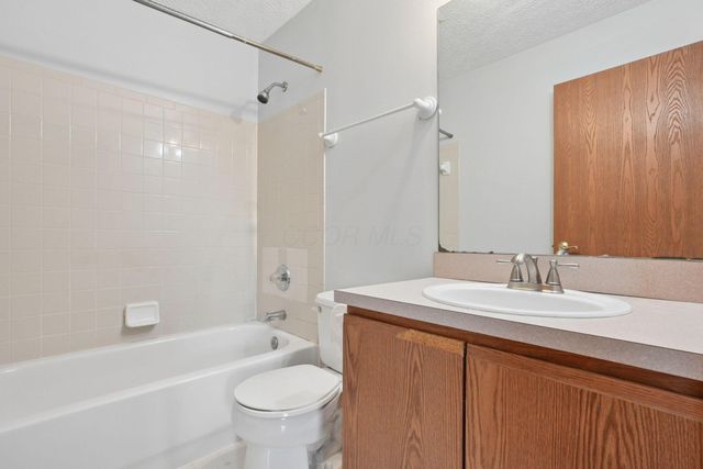 310 Pruden Drive, Pickerington, OH 43147