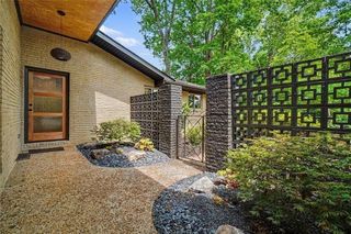 2700 Hawaii Court, Decatur, GA 30033