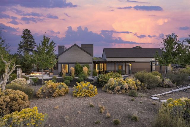 61438 Weinhard Court, Bend, OR 97702