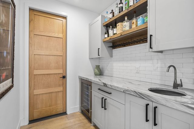 61438 Weinhard Court, Bend, OR 97702