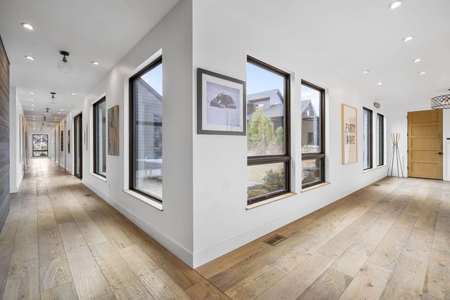 61438 Weinhard Court, Bend, OR 97702