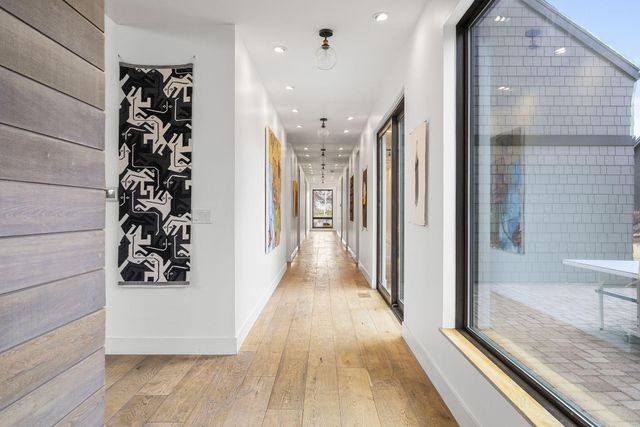 61438 Weinhard Court, Bend, OR 97702