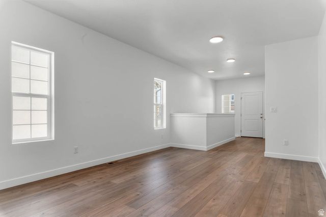 8218 W DIAMOND PEAK WAY, Magna, UT 84044