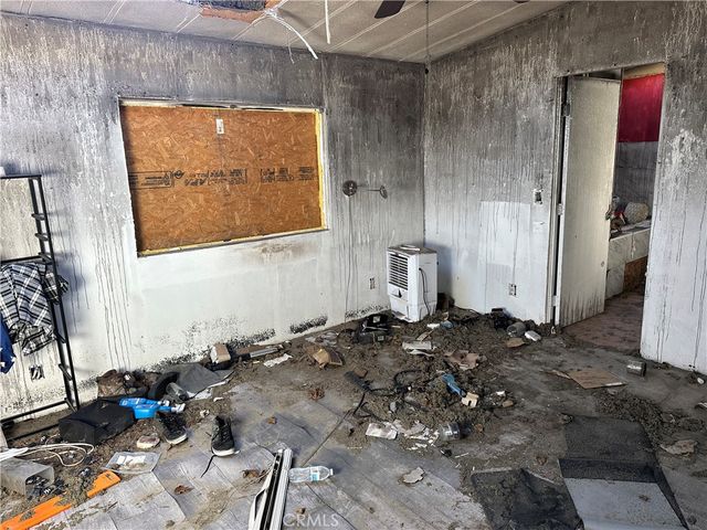 19006 Joshua, Adelanto, CA 92301