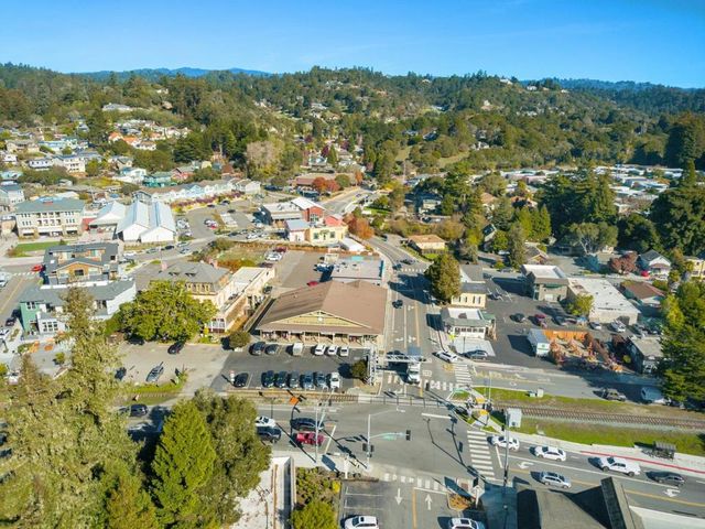 254 Aptos Beach Drive, Aptos, CA 95003