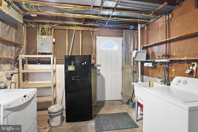 9004 TAMMY RD, Baltimore, MD 21236