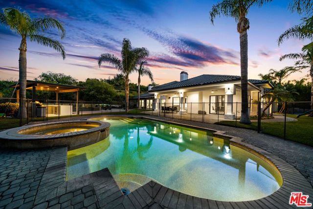 19034 Ashurst Lane, Tarzana (los Angeles), CA 91356