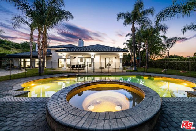 19034 Ashurst Lane, Tarzana (los Angeles), CA 91356