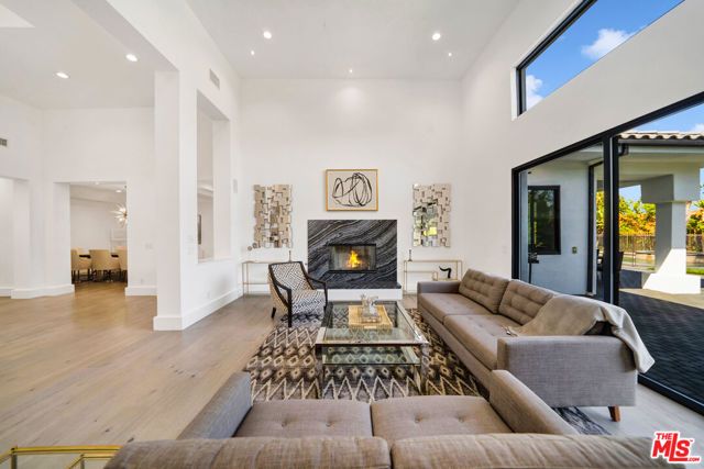 19034 Ashurst Lane, Tarzana (los Angeles), CA 91356