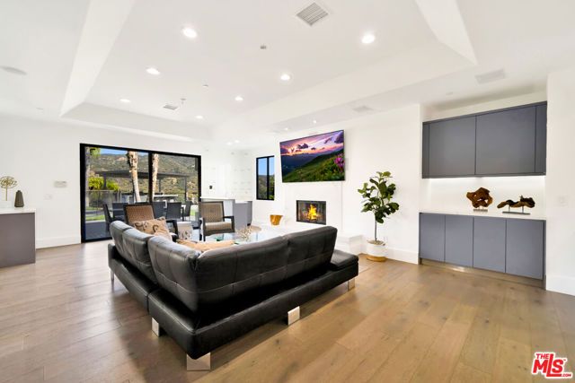 19034 Ashurst Lane, Tarzana (los Angeles), CA 91356